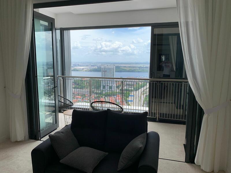 Servis Apartment untuk Dijual di The Astaka @ 1 Bukit Senyum - Heng Hy - Balcony - PropertyGuru.com.my