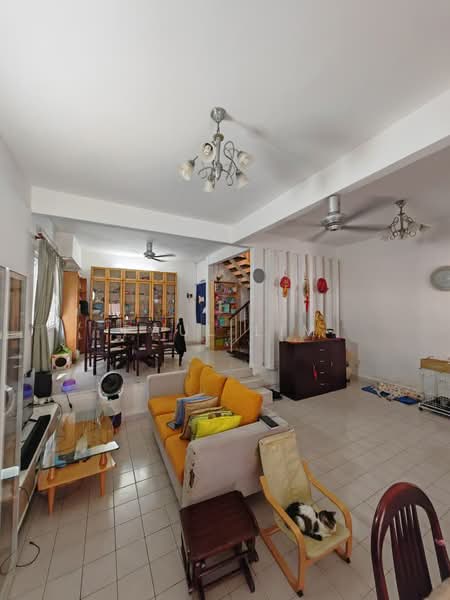 Rumah Teres 2 Tingkat untuk Dijual di SS2 (Petaling Jaya) - Paul Lim - Living Room - PropertyGuru.com.my