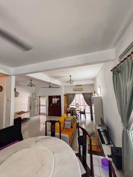 Rumah Teres 2 Tingkat untuk Dijual di SS2 (Petaling Jaya) - Paul Lim - Living Room - PropertyGuru.com.my