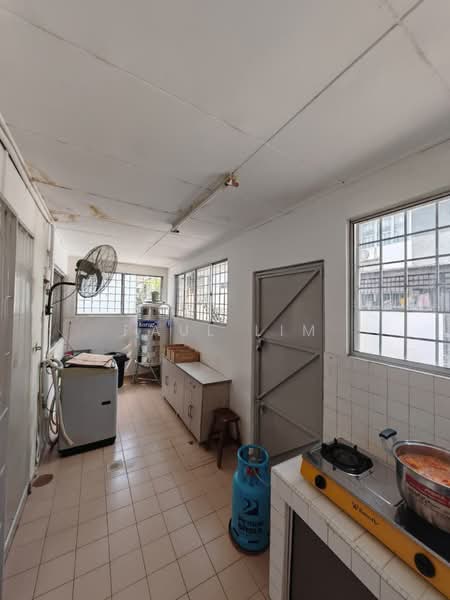Rumah Teres 2 Tingkat untuk Dijual di SS2 (Petaling Jaya) - Paul Lim - Kitchen - PropertyGuru.com.my
