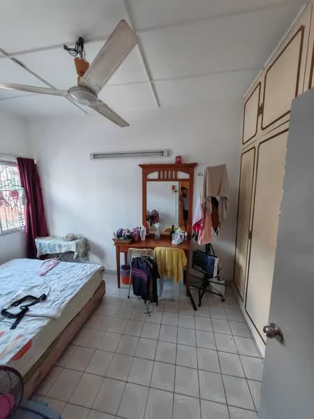 Rumah Teres 2 Tingkat untuk Dijual di SS2 (Petaling Jaya) - Paul Lim - Bedroom - PropertyGuru.com.my