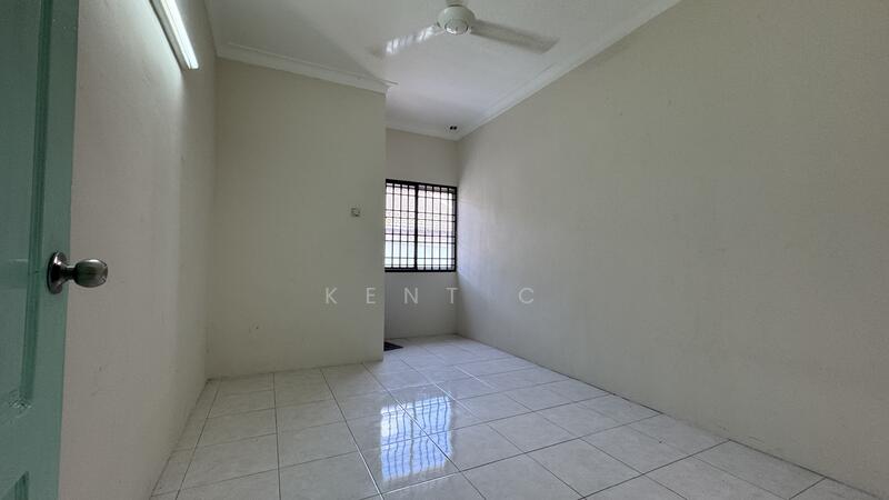 2-storey Terraced House for Rent in Klebang Ria (Chemor) - Kent C - Interior - PropertyGuru.com.my