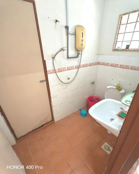 Terraced House for Sale in Shah Alam (Selangor) - Jim Ling - Bathroom - PropertyGuru.com.my