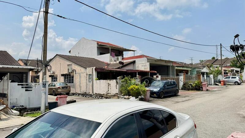 1-storey Terraced House for Sale in Bandar Sri Damansara (Selangor) - Oscar Choong - Exterior - PropertyGuru.com.my