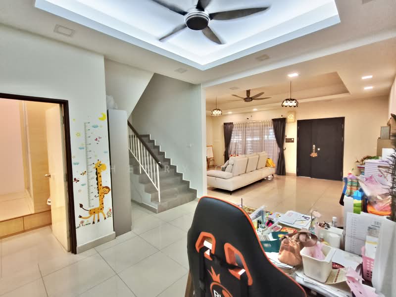 Rumah Teres 2 Tingkat untuk Dijual di Taman Langat Ceria (Hulu Langat) - Gladys Wong - Living Room - PropertyGuru.com.my