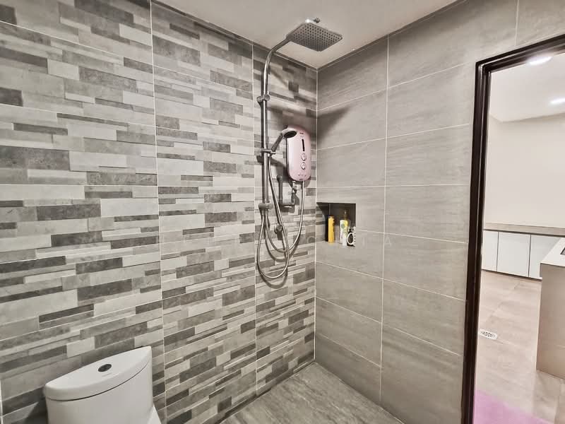 Rumah Teres 2 Tingkat untuk Dijual di Taman Langat Ceria (Hulu Langat) - Gladys Wong - Bathroom - PropertyGuru.com.my
