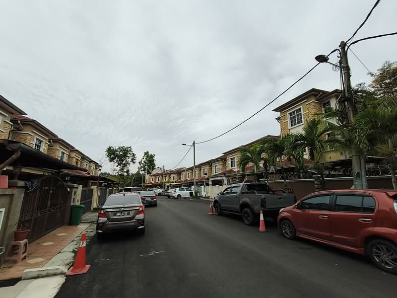 Rumah Teres 2 Tingkat untuk Dijual di Taman Langat Ceria (Hulu Langat) - Gladys Wong - Exterior - PropertyGuru.com.my