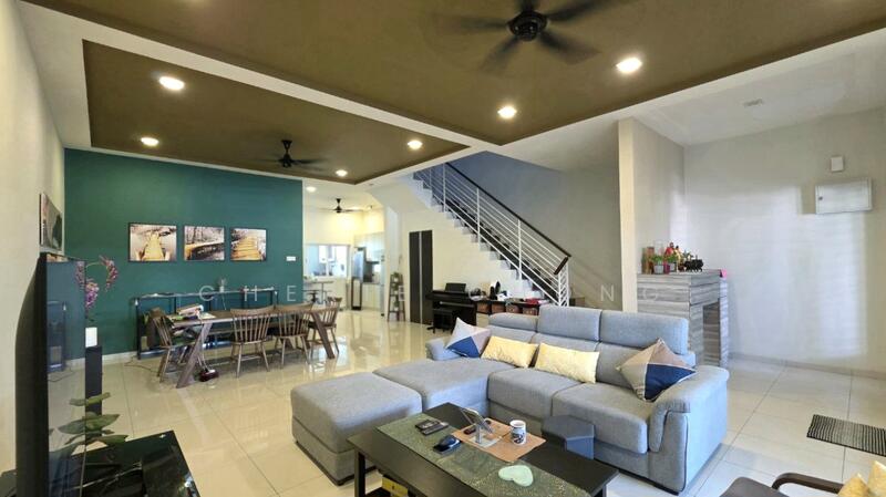 Seri Beringin Botani untuk Untuk Dijual - RM 780,000, Feb 2026 - Living Room - PropertyGuru.com.my