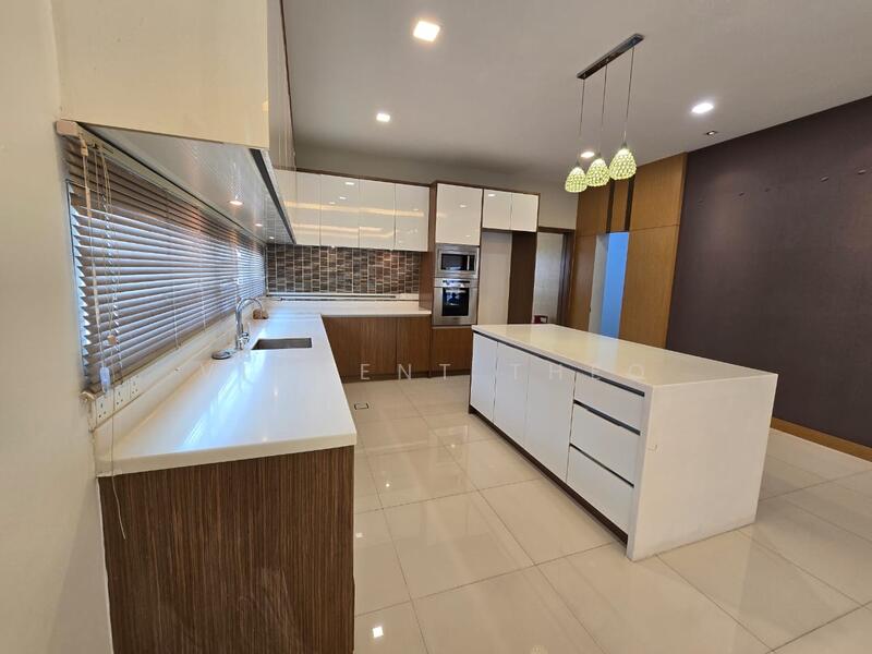 Rumah Teres 2.5 Tingkat untuk Dijual di Kinrara Residence (Puchong) - Vincent Theo - Kitchen - PropertyGuru.com.my