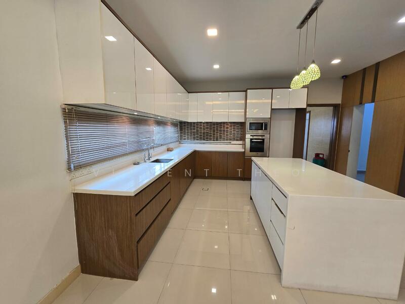 Rumah Teres 2.5 Tingkat untuk Dijual di Kinrara Residence (Puchong) - Vincent Theo - Kitchen - PropertyGuru.com.my