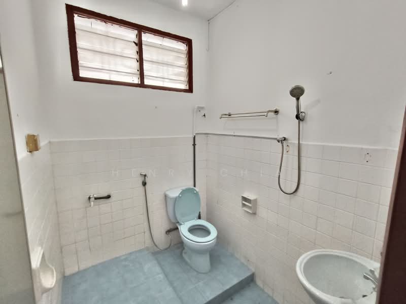 2-storey Terraced House for Sale in Taman Midah (Cheras) - Henry Chia - Bathroom - PropertyGuru.com.my