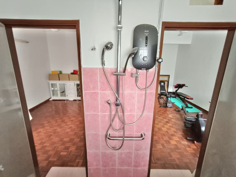 2-storey Terraced House for Sale in Taman Midah (Cheras) - Henry Chia - Bathroom - PropertyGuru.com.my