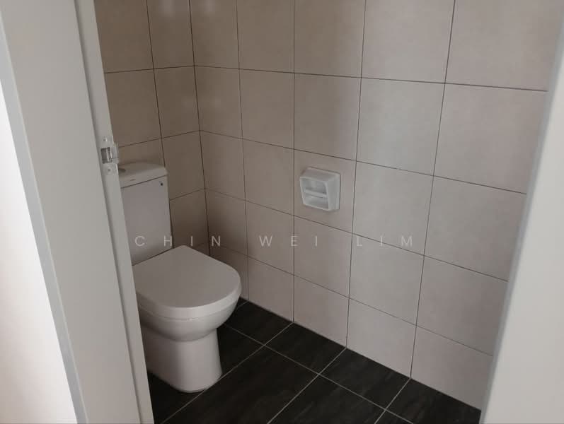 Shop / Office for Rent in Kluang (Johor) - Chin Wei Lim - Bathroom - PropertyGuru.com.my