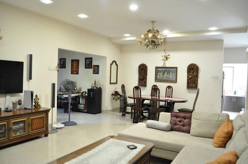 2.5-storey Terraced House for Sale in Kota Kemuning (Shah Alam) - ET Cheah - Living Room - PropertyGuru.com.my