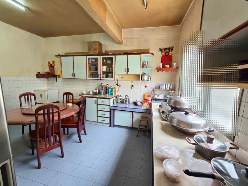 Rumah Teres 2 Tingkat untuk Dijual di Taman Kepong (Kepong) - Kiing TW - Kitchen - PropertyGuru.com.my