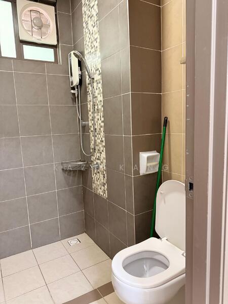 For Rent - Tree Sparina