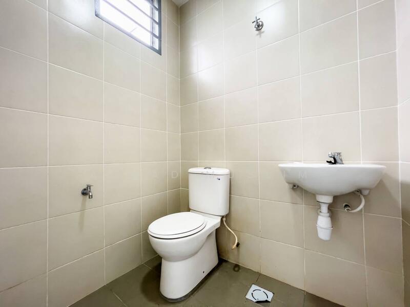 For Sale - D'Mayang Sari, Nilai