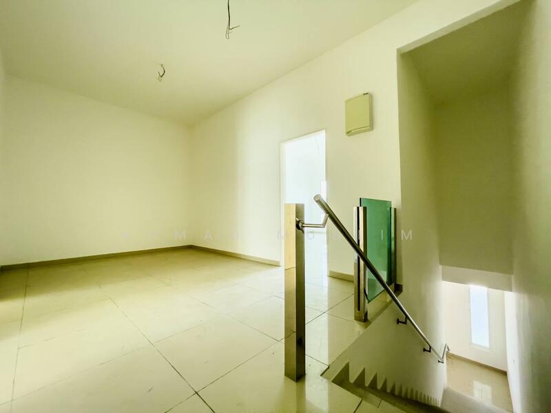 2-storey Terraced House for Sale in Bandar Sri Sendayan (Negeri Sembilan) - Ahmad Muslim - PropertyGuru.com.my