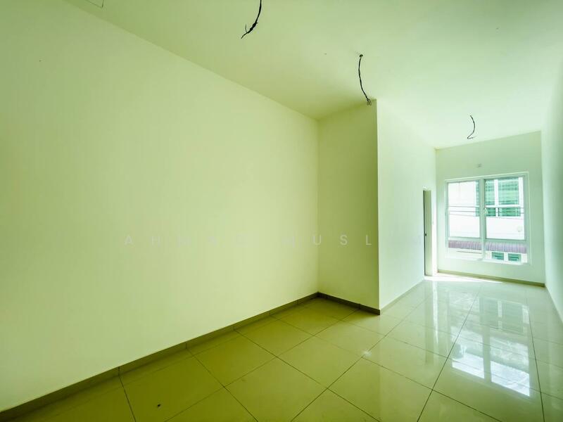 2-storey Terraced House for Sale in Bandar Sri Sendayan (Negeri Sembilan) - Ahmad Muslim - PropertyGuru.com.my