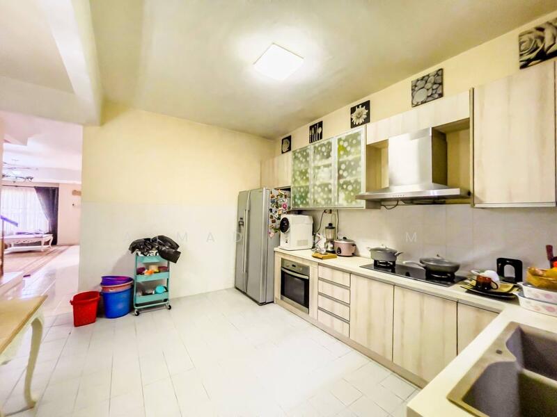 Untuk Dijual - Laman Dillenia