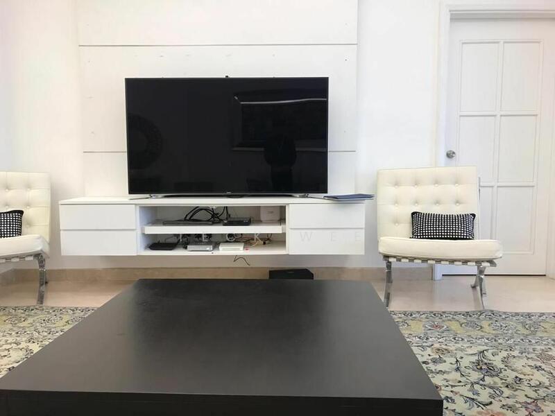 For Sale - 3 Kia Peng