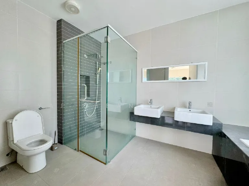 2.5-storey Terraced House for Sale in Bukit Raja (Selangor) - Yap Chean Chong - Bathroom - PropertyGuru.com.my