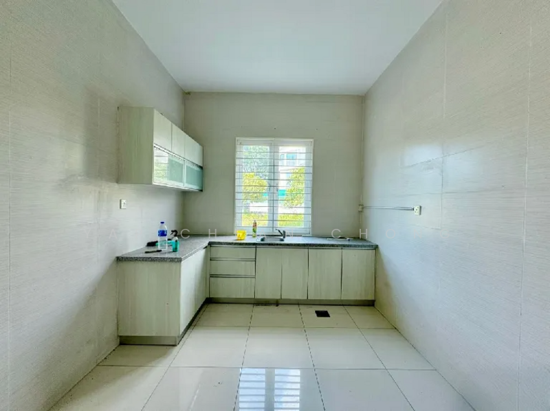 2.5-storey Terraced House for Sale in Bukit Raja (Selangor) - Yap Chean Chong - Kitchen - PropertyGuru.com.my