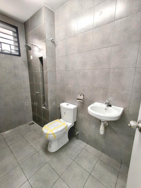 2-storey Terraced House for Rent in Kota Bayuemas (Klang) - Charlie Gan - Bathroom - PropertyGuru.com.my
