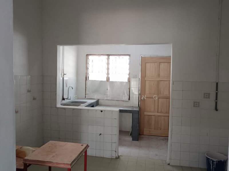 Rumah Teres 2 Tingkat untuk Dijual di Puchong (Selangor) - Estee Ding - Kitchen - PropertyGuru.com.my