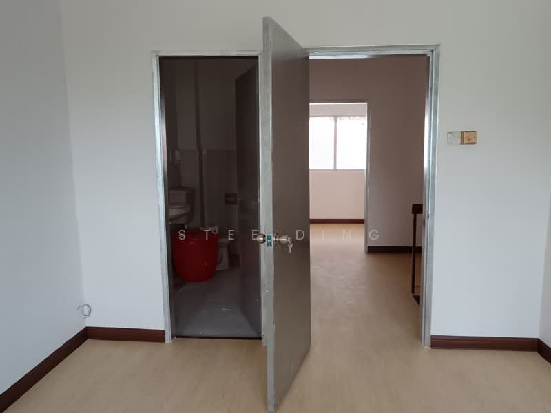 Rumah Teres 2 Tingkat untuk Dijual di Puchong (Selangor) - Estee Ding - Bathroom - PropertyGuru.com.my