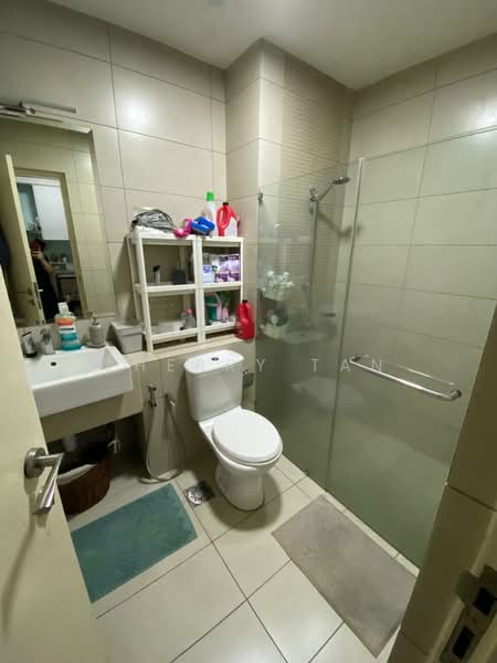 Service Residence for Sale at Medalla @ Oasis Corporate Park - Cherry Tan - Bathroom - PropertyGuru.com.my