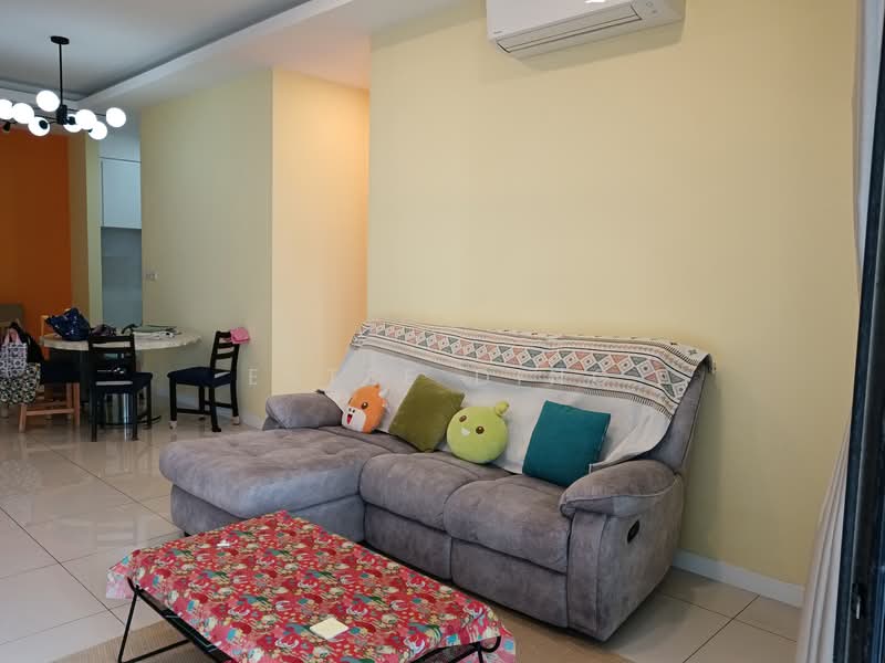 Condominium for Sale at Sky Condominium (Skyz Residence) - Estee Ding - Living Room - PropertyGuru.com.my