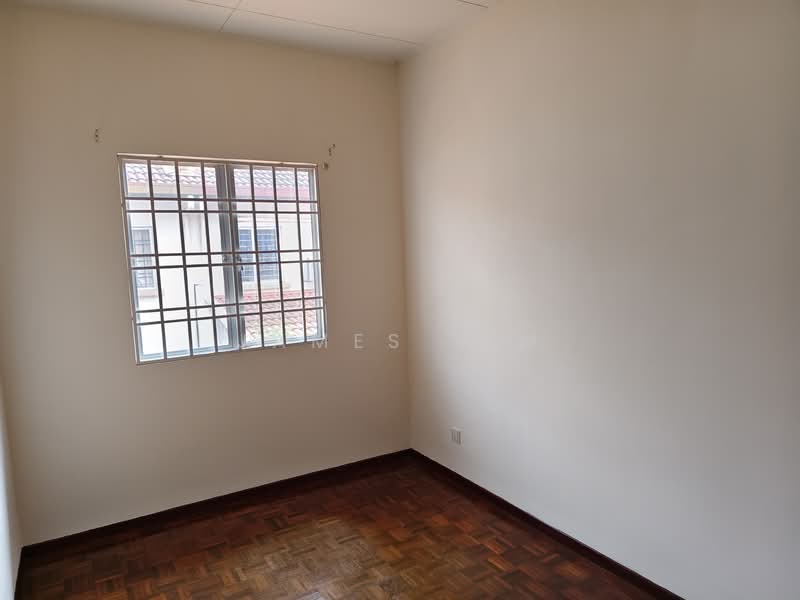 2-storey Terraced House for Sale in Setia Impian (Setia Alam) - James Yim - bedroom 2 - PropertyGuru.com.my