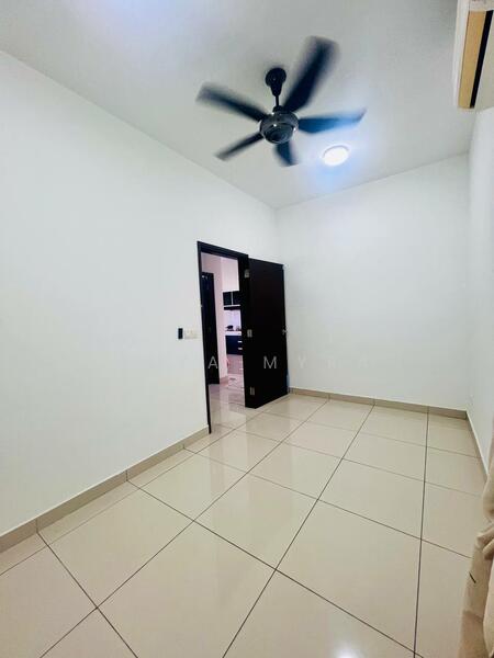 Condominium for Sale at Oasis 1 - Maya Myra - Interior - PropertyGuru.com.my