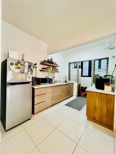 Apartment for Sale at Gapura Bayu - Maya Myra - Kitchen - PropertyGuru.com.my