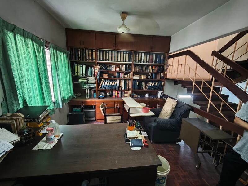 3-storey Terraced House for Sale in Taman Cahaya (Ampang) - Ryan Lee - Study - PropertyGuru.com.my