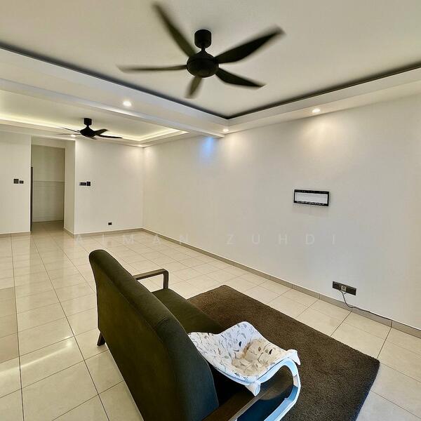 2-storey Terraced House for Sale in Desa Coalfields (Ijok) - AIMAN ZUHDI - Living Room - PropertyGuru.com.my