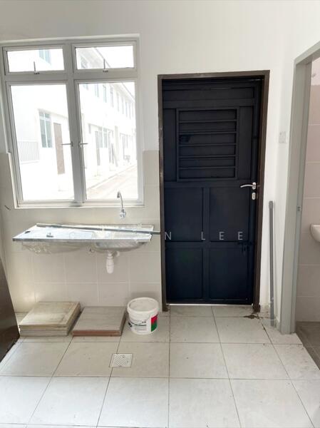 2-storey Terraced House for Sale in Taman Scientex Senai (Senai) - Calvin Lee - Interior - PropertyGuru.com.my