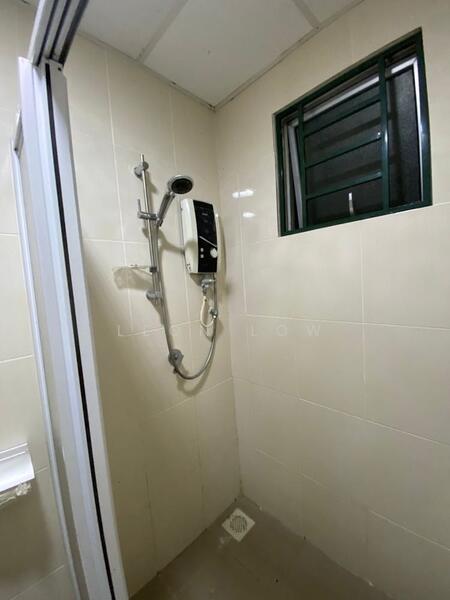 OUG Parklane untuk Untuk Disewa - RM 1,699 /bulan, Feb 2026 - Bathroom - PropertyGuru.com.my