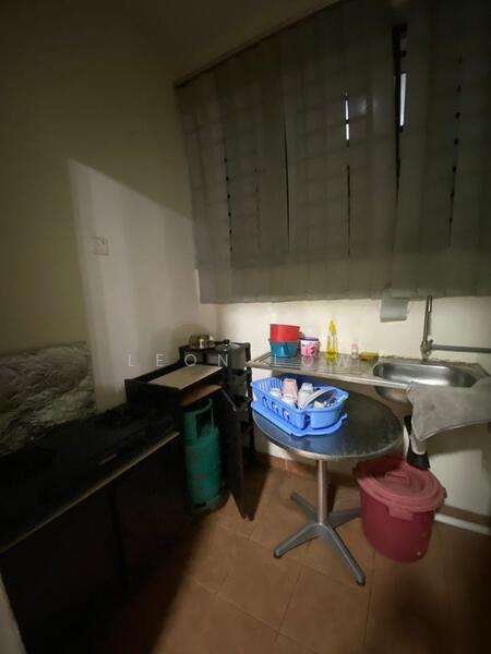 OUG Parklane untuk Untuk Disewa - RM 1,699 /bulan, Feb 2026 - Kitchen - PropertyGuru.com.my