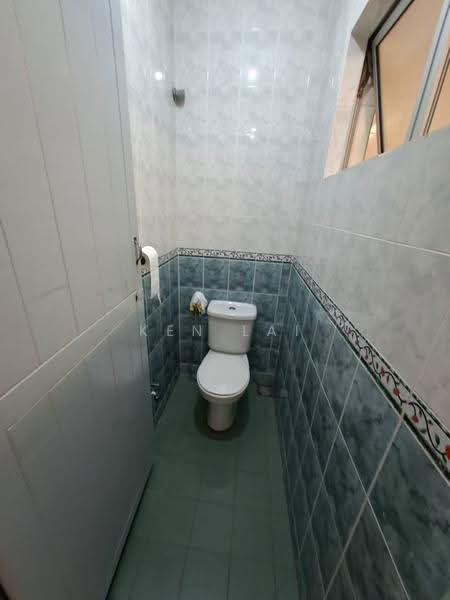 Rumah Teres 1-Tingkat untuk Dijual di Taman Ehsan (Kepong) - Ken Lai - Bathroom - PropertyGuru.com.my