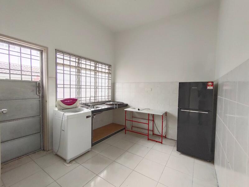 2-storey Terraced House for Sale in Nusa Bayu (Iskandar Puteri (Nusajaya)) - Zach Law - Kitchen - PropertyGuru.com.my