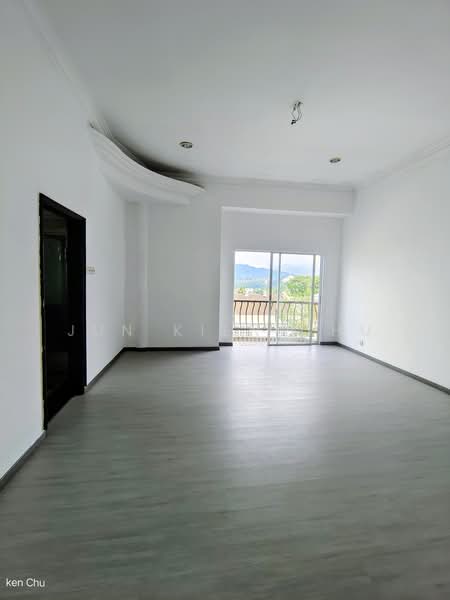 Rumah Teres 2 Tingkat untuk Dijual di Ampang Jaya (Ampang) - Jun Kien Chu - Living Room - PropertyGuru.com.my