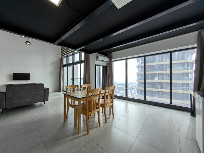 SOHO @ Empire City untuk Untuk Disewa - RM 1,500 /bulan, Feb 2026 - Living Room - PropertyGuru.com.my