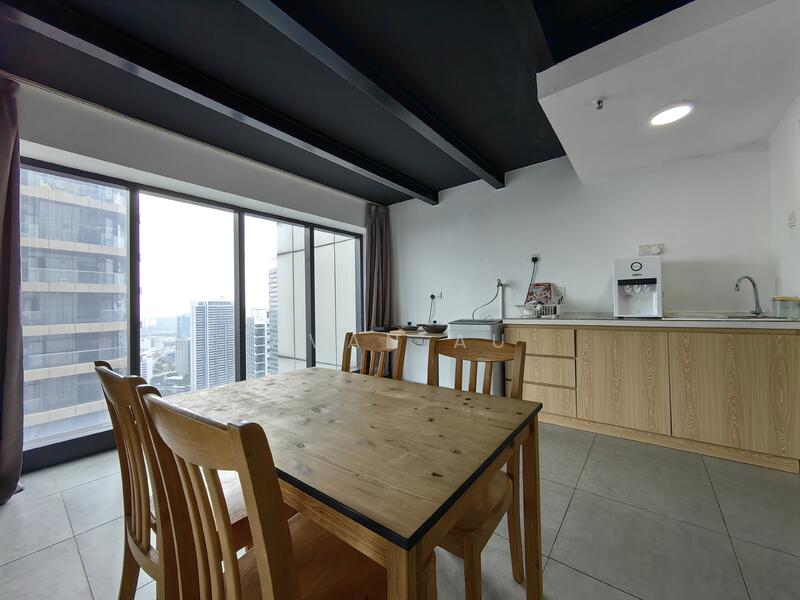 SOHO @ Empire City untuk Untuk Disewa - RM 1,500 /bulan, Feb 2026 - Dining Room - PropertyGuru.com.my
