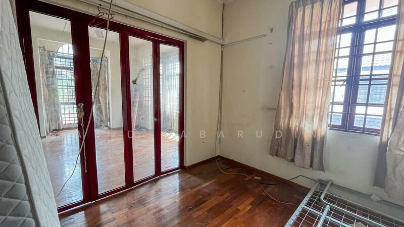 For Sale - End Lot 2 Storey Terrace @ Jalan Sepah Puteri 5/20, Kota Damansara