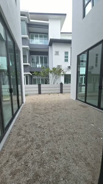 Bungalow for Sale in Taman Equine (Seri Kembangan) - Grace Tan - Exterior - PropertyGuru.com.my