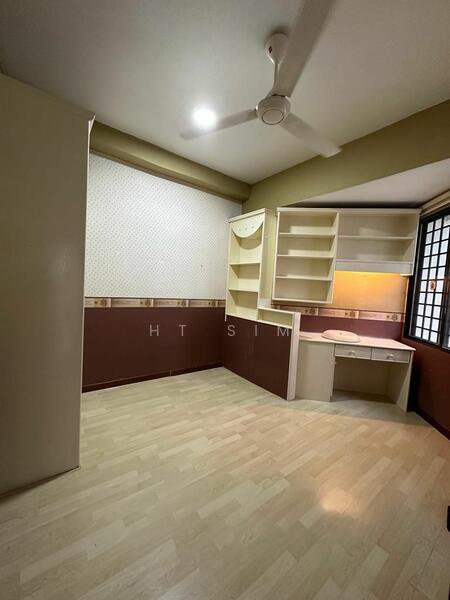 Condominium for Rent at Marina Tower (Ratu Mutiara) - HT Sim - Study - PropertyGuru.com.my