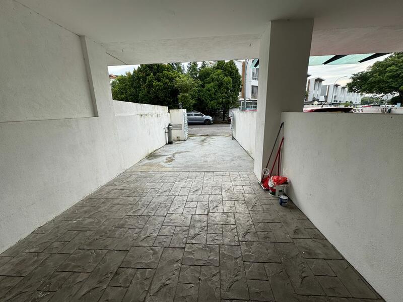 For Sale - Cascadia Lake Vista