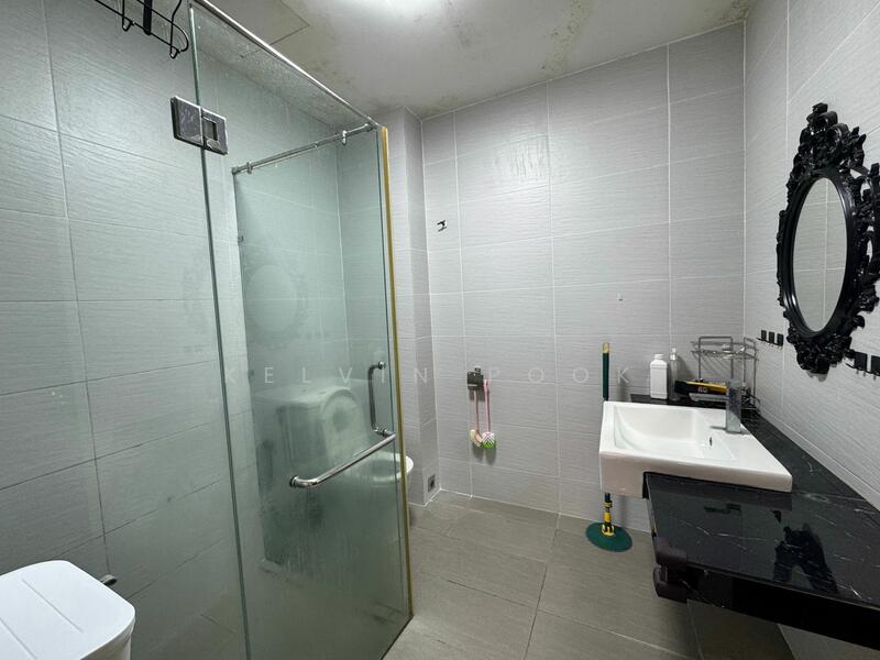 For Sale - Cascadia Lake Vista